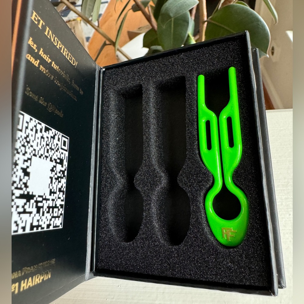 Fiona Franchimon No 1 Hairpin Apple Green - New With Original Box - Picture 3 of 10